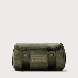 Seoul Dopp Kit in Dark Moss. Small